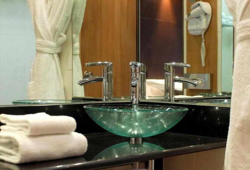 プレステージルーム, Mercure Caen Centre Port De Plaisance