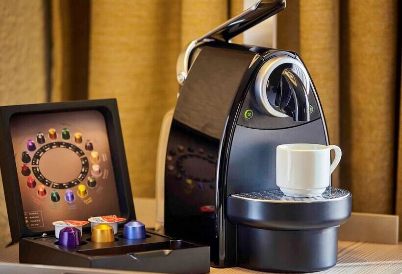 Номер Престиж, Mercure Paris Sud Les Ulis Courtaboeuf