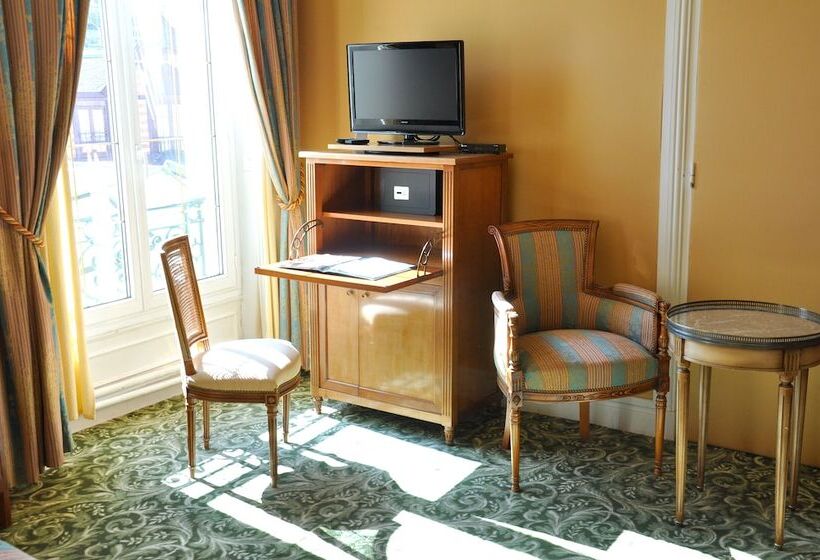 Номер Deluxe, Grand Hôtel Des Templiers