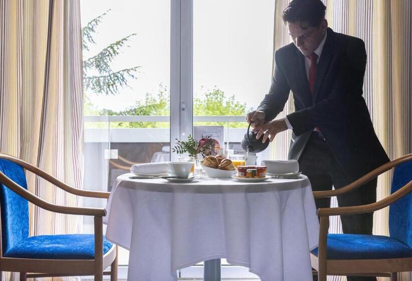 سوییت, Hôtel Savoie Leman