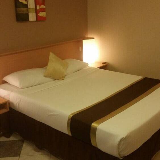 Номер Deluxe, Peninsula International