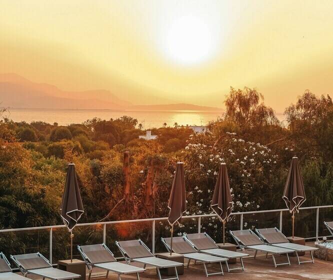 جناح مطلّ علي البحر, Thalazur Antibes   & Spa