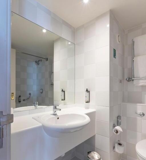 Номер Стандарт, Holiday Inn Basildon, An Ihg