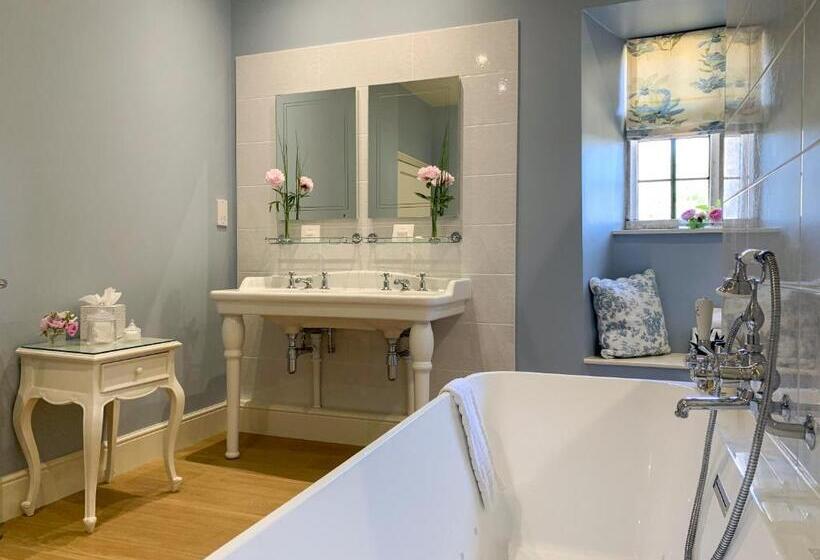 Люкс Повышенной Комфортности, Mortons Manor