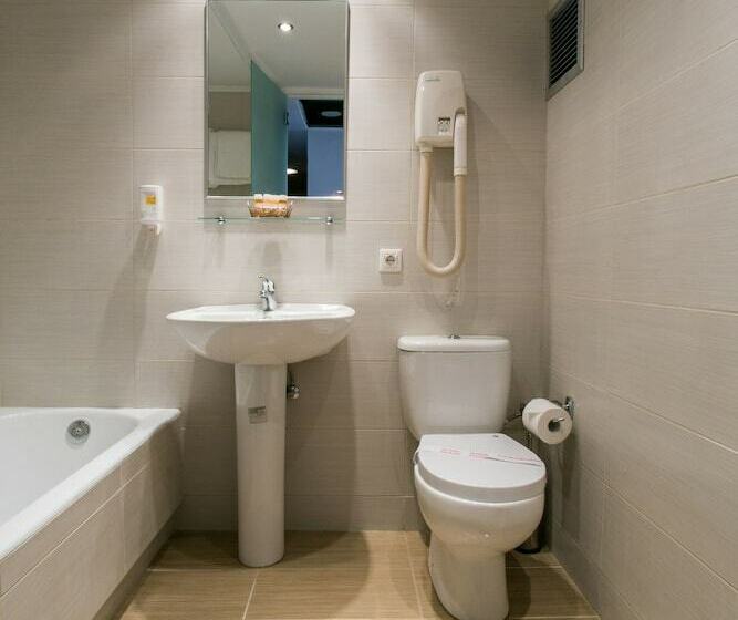 Номер Стандарт, Arethusa Hotel Athens