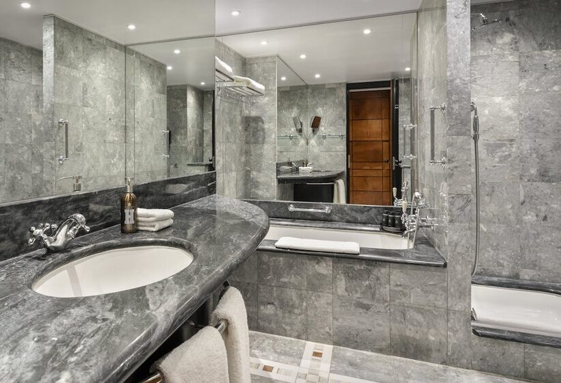 标准间, Como The Halkin