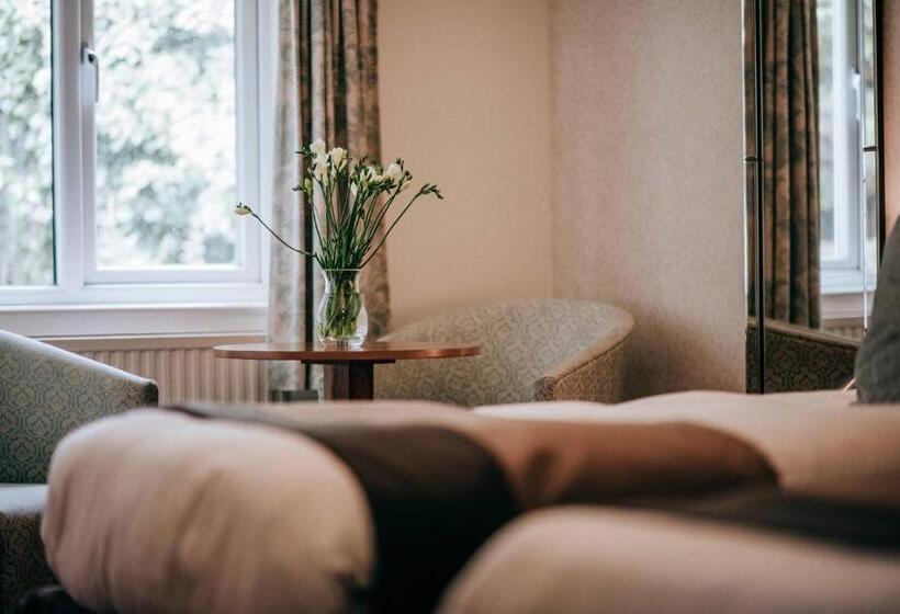 スーペリアールーム, Flackley Ash Country House