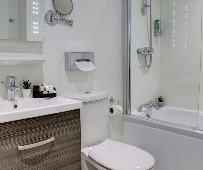 Номер Superior, New Continental Hotel; Sure Hotel Collection By Best Western