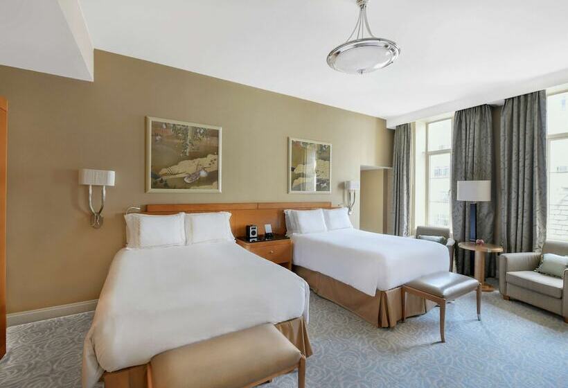 Номер Deluxe, The Savoy
