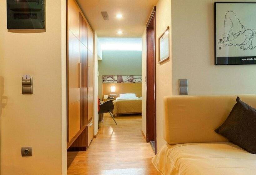 Семейный Номер, Capsis Astoria Heraklion