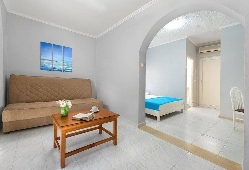 اتاق خانوادگی, Sun Beach Lindos