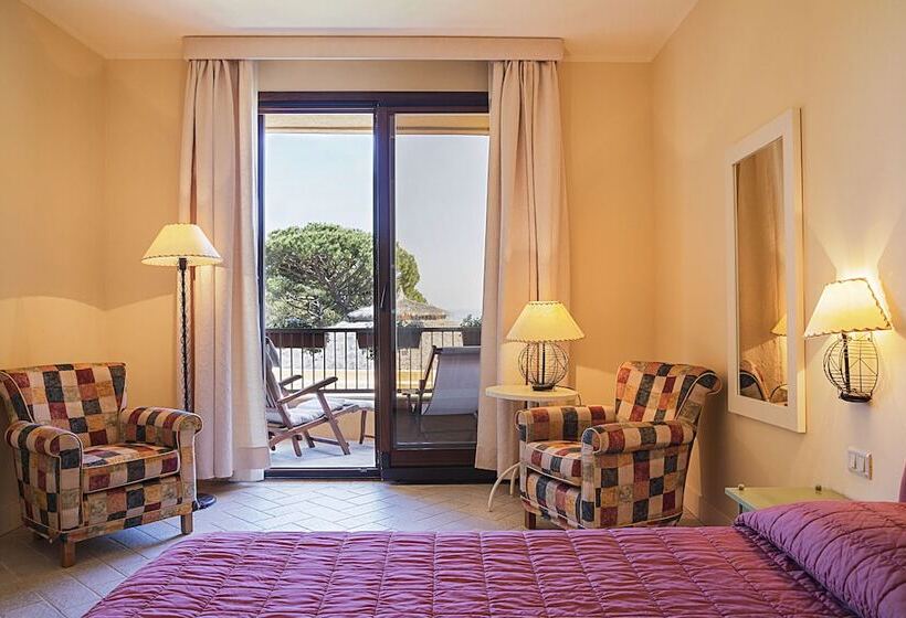Номер Стандарт Боковой Вид на Море, Roccamare Resort   Casa Di Ponente