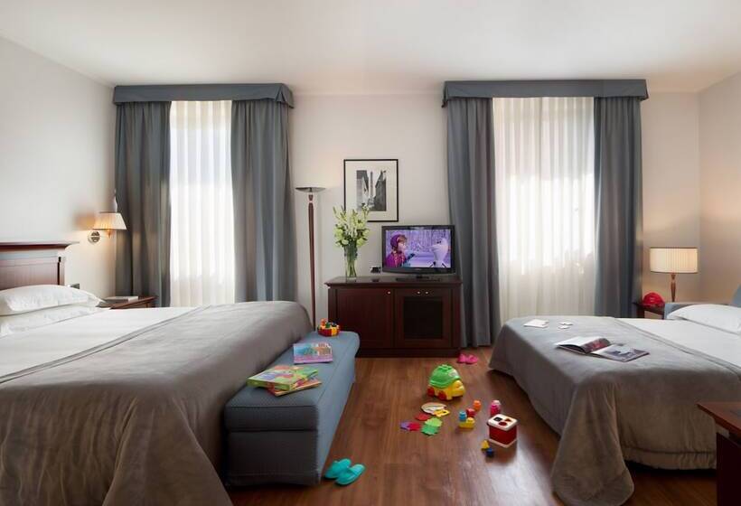 Quarto Familiar, Starhotels Excelsior