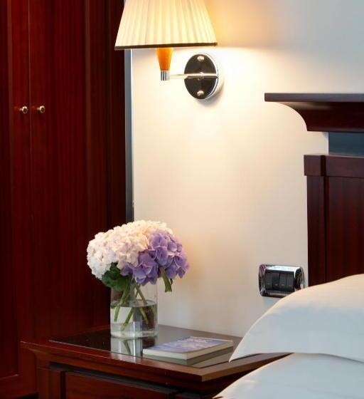Quarto deluxe, Starhotels Excelsior