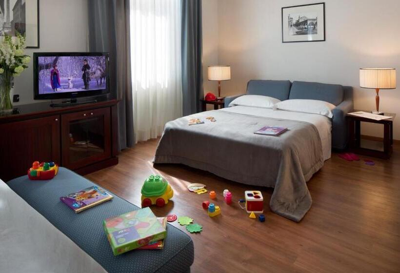 Quarto Familiar, Starhotels Excelsior