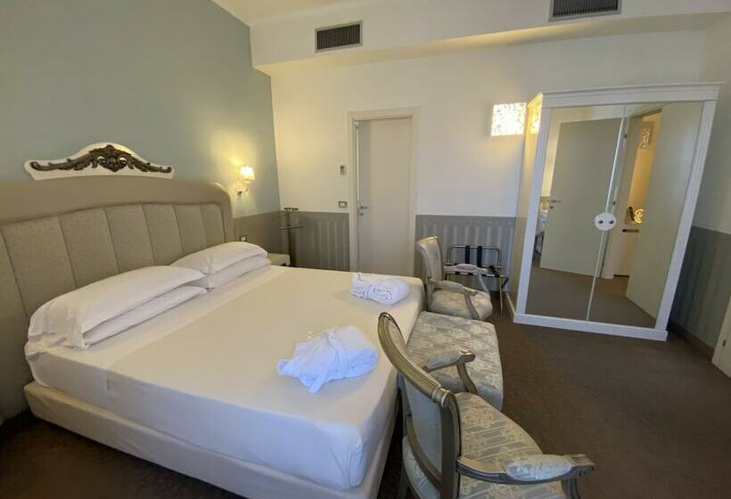 Habitación Comfort, Jr Hotels Oriente Bari