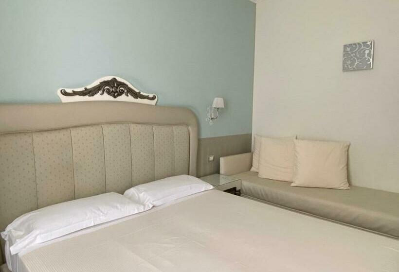 اتاق کلاسیک سه تخته, Jr Hotels Oriente Bari