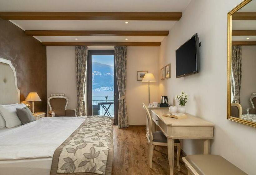 디럭스 주니어 스위트, Lake Front Hotel Brenzone