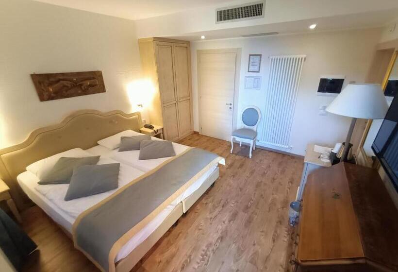 수피리어 주니어 스위트, Lake Front Hotel Brenzone