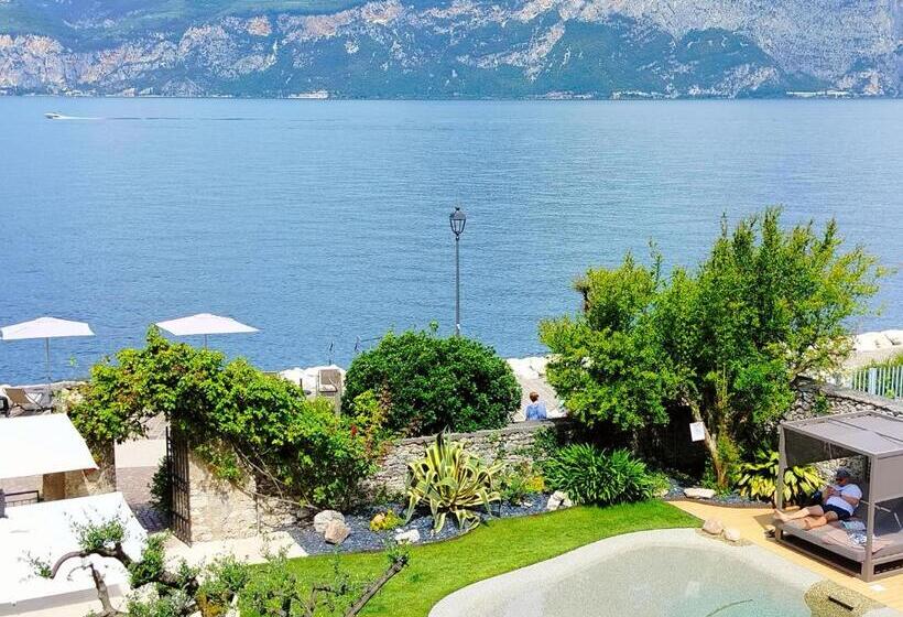 패밀리 룸, Lake Front Hotel Brenzone