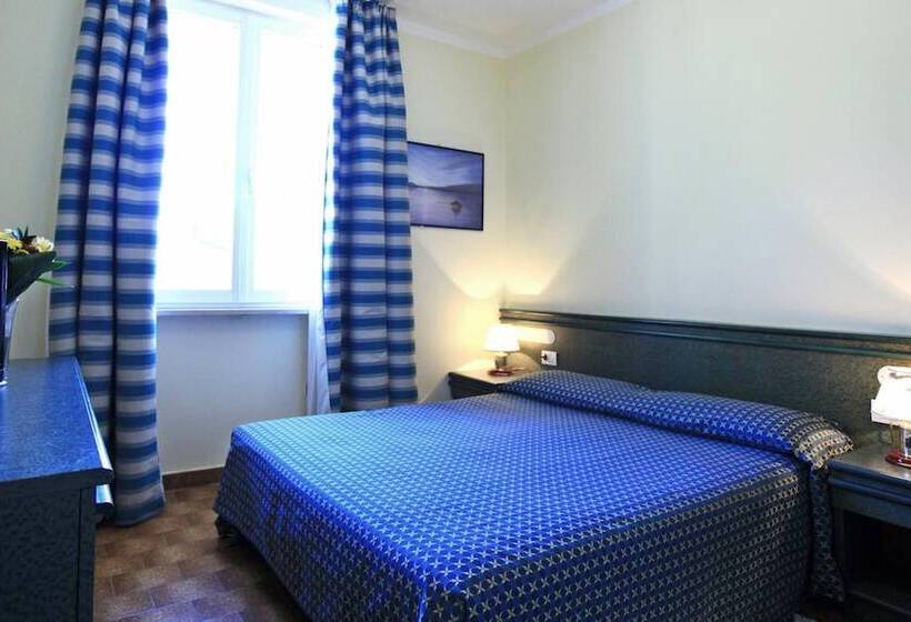 Семейный Номер, Th Ortano   Ortano Mare Village