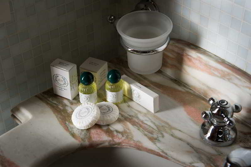 اتاق استاندارد یک نفره, Imperiale By Omnia Hotels