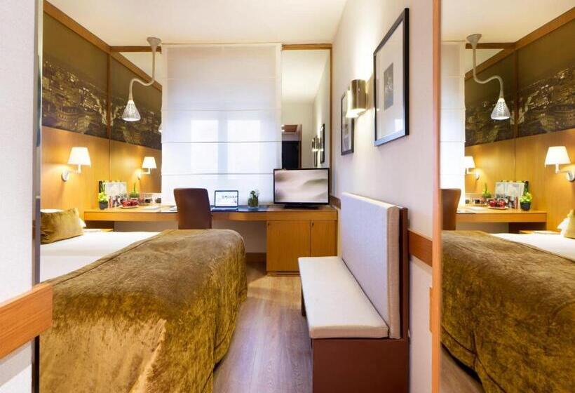 高级大房间, Starhotels Tourist