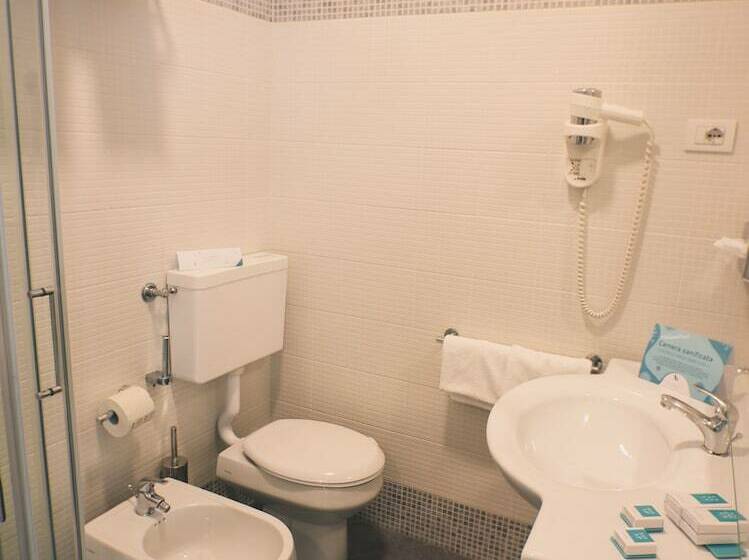 Номер Стандарт Трехместный, B&b Hotel Chioggia Airone