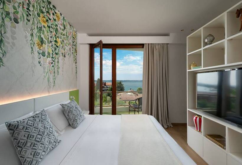 Полулюкс Вид на Озеро, Olivi Hotel & Natural Spa