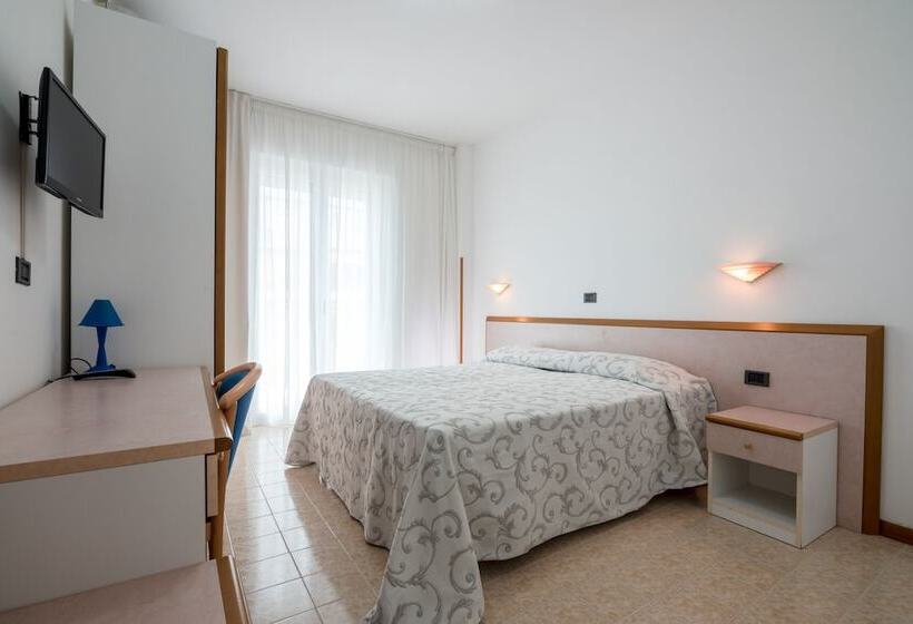 スタンダード４人部屋, Family Hotel Relax
