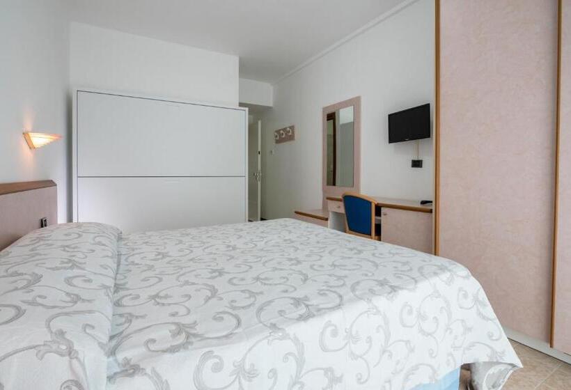 スタンダード４人部屋, Family Hotel Relax