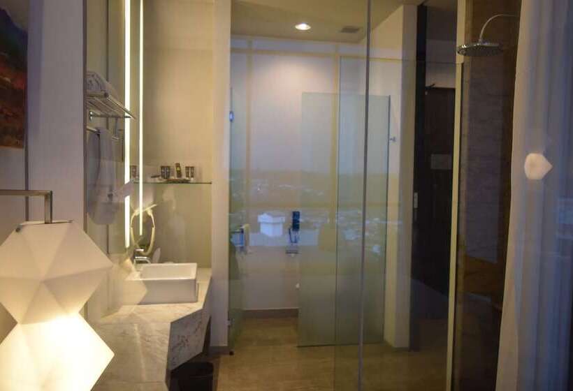 Номер Стандарт Вид на Море, Novotel Lampung