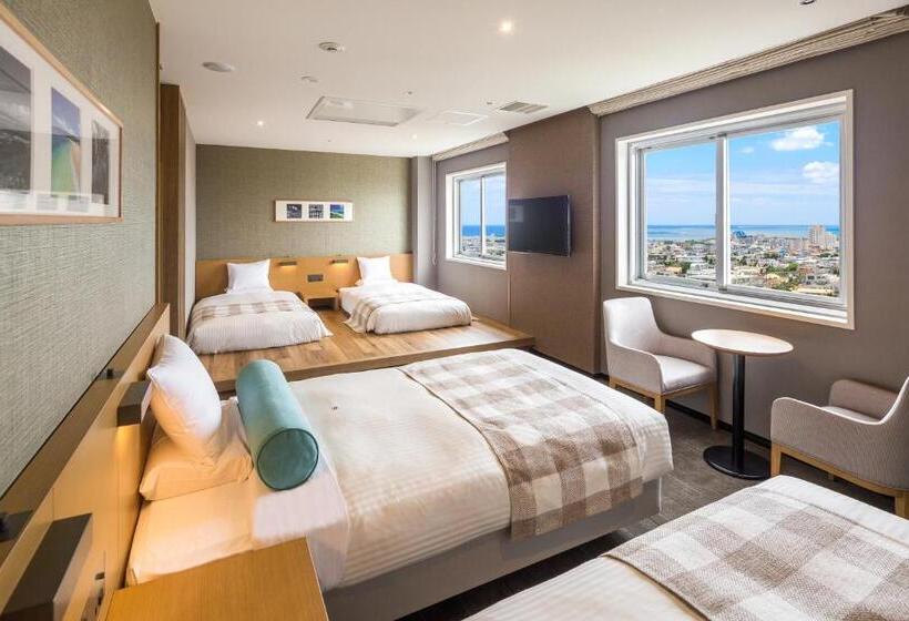 Четырехместный Номер Deluxe, Art Hotel Ishigakijima