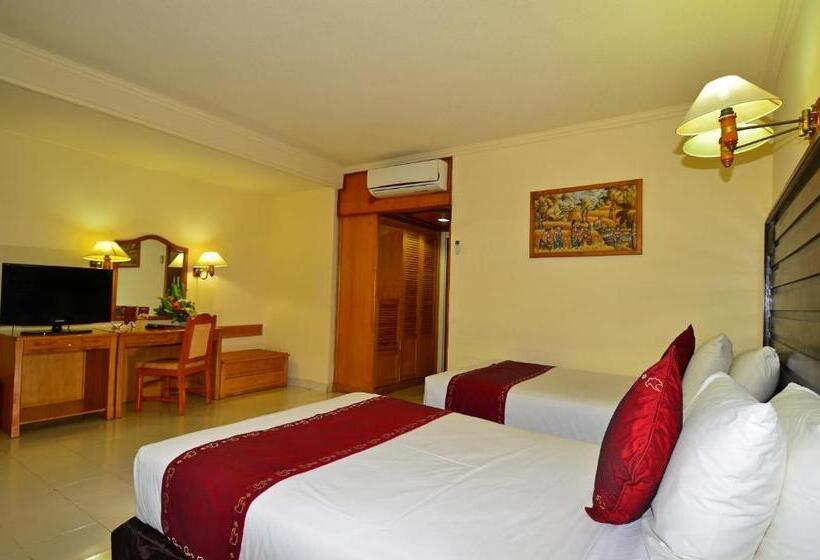 Номер Deluxe, Inna Sindhu Beach Hotel & Resort