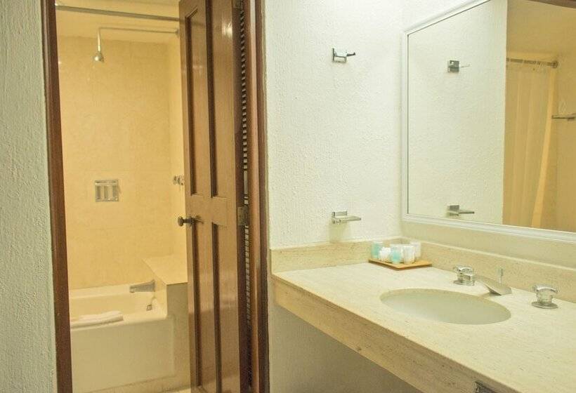 Tengerre Néző Junior Suite, All Ritmo Cancun Resort & Water Park