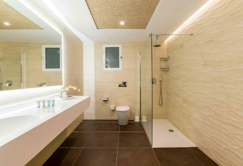 سوئیت با بالکن, Doubletree by Hilton Malta