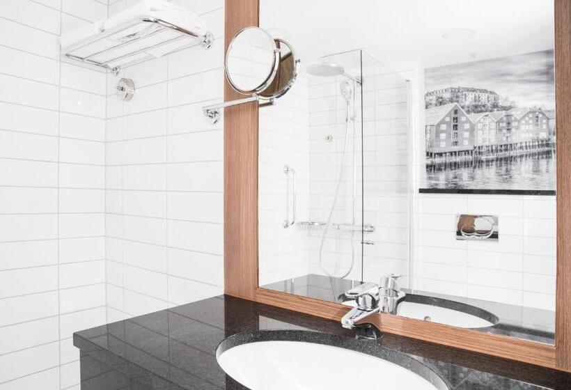 Номер Стандарт, Radisson Blu Royal Hotel, Bergen