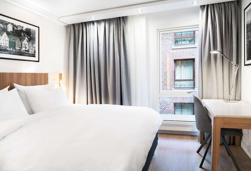 Номер Стандарт, Radisson Blu Royal Hotel, Bergen