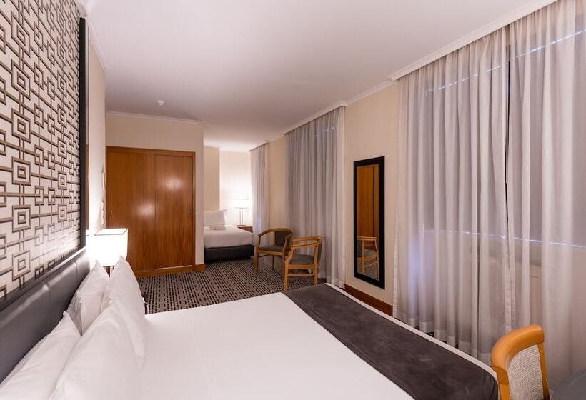 Quarto Triplo Standart, Mundial