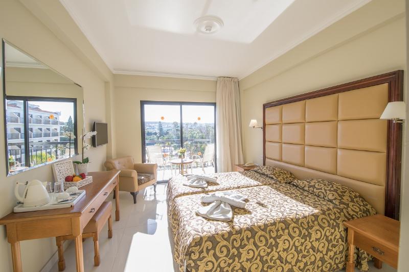 Quarto deluxe, Mundial