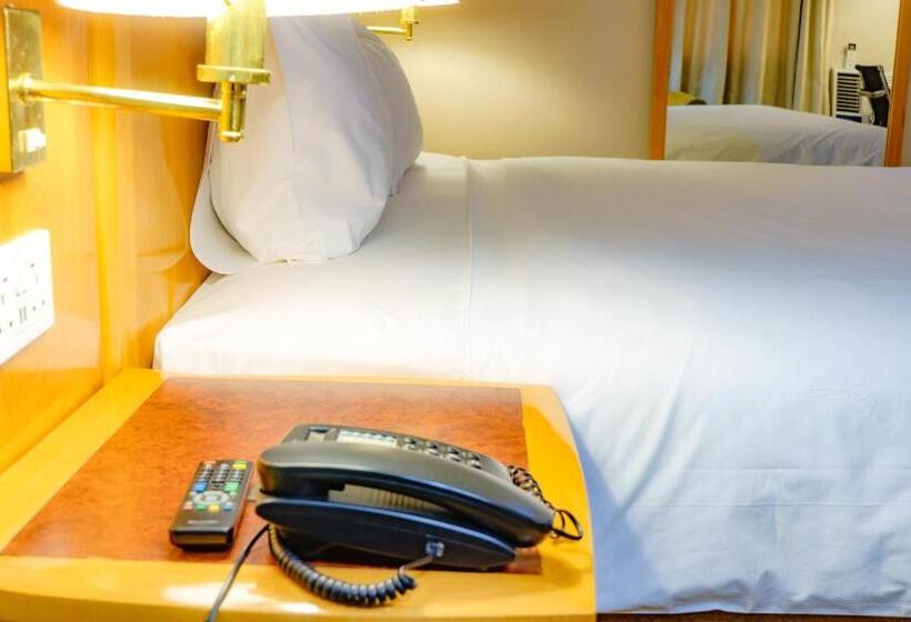 اتاق پرمیوم, Holiday Inn   Harare, An Ihg