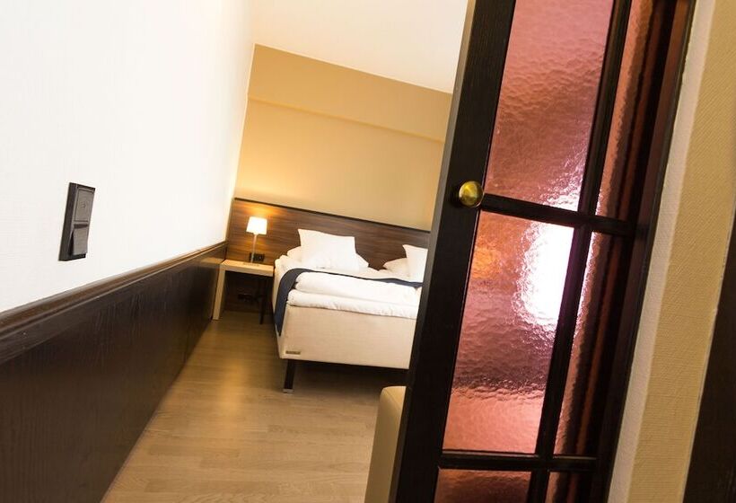 Quarto standard, Oscar