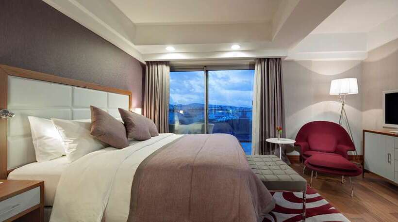 Люкс Deluxe Вид на Море, Pullman Phuket Karon Beach Resort