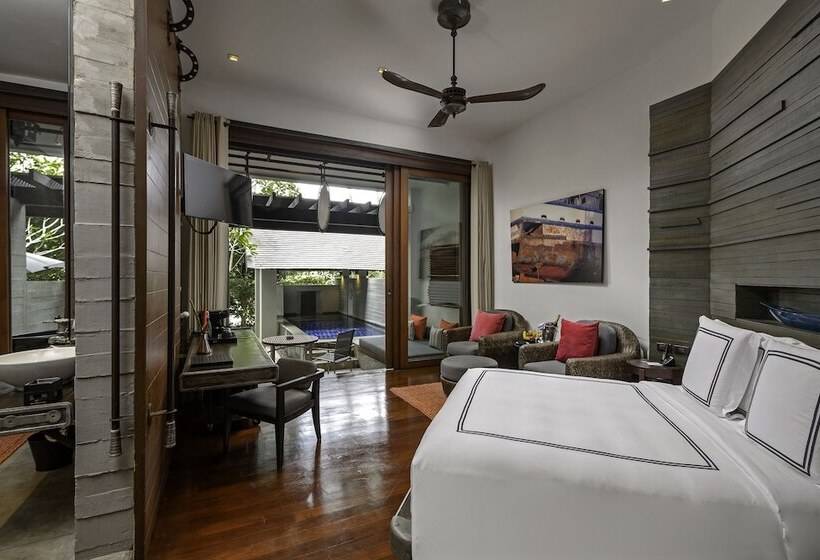 سوییت با استخر, The Slate Phuket