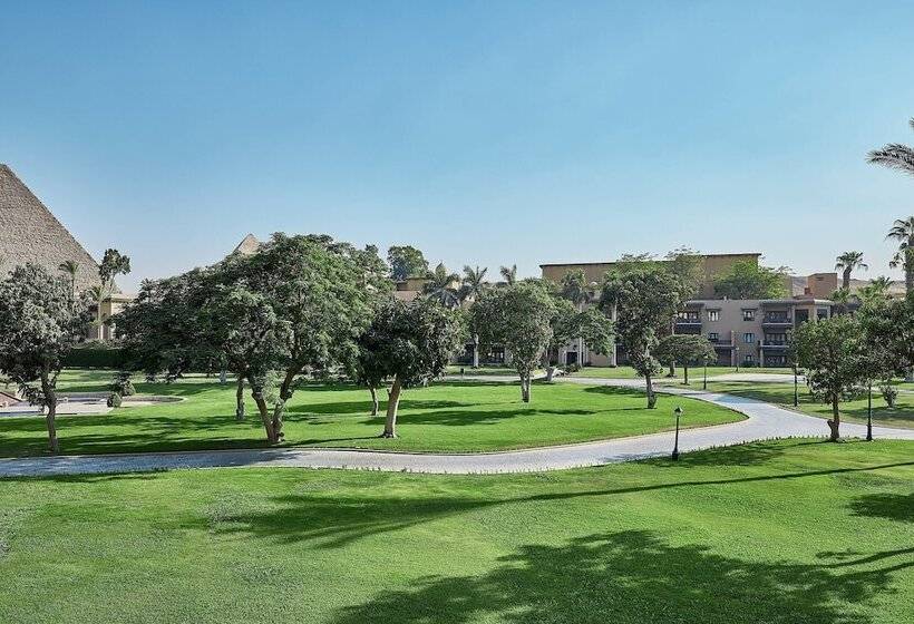 Номер Deluxe с Видом, Marriott Mena House, Cairo