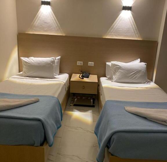 اتاق اساندارد با چشم‌انداز جانبی به دریا, Regency Hotel Alexandria