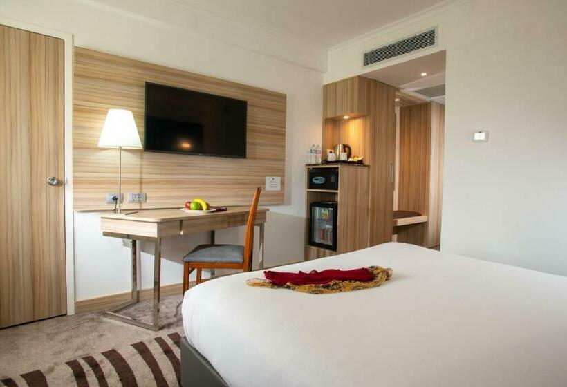 스탠다드 룸, Novotel Cairo Airport