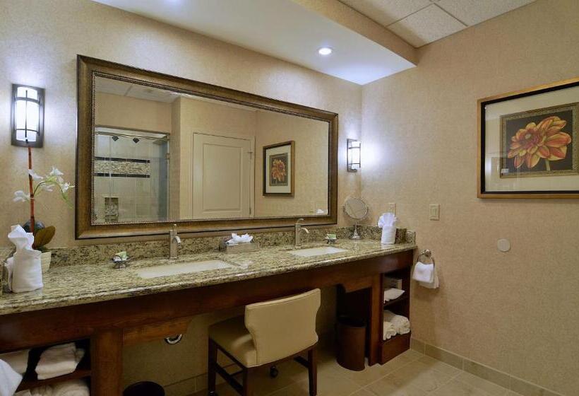 Люкс Адаптированный для Инвалидов, Eden Resort And Suites, Bw Premier Collection