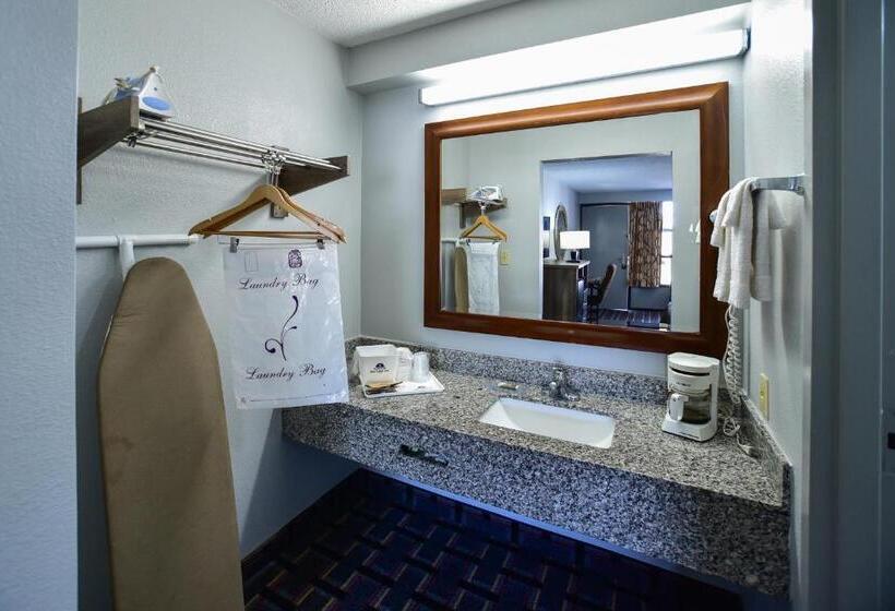 스탠다드 룸 킹사이즈 침대, Americas Best Value Inn Douglasville
