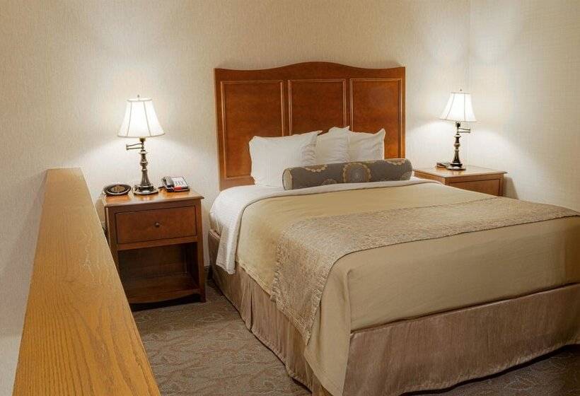 Люкс с гидромассажем, Best Western Plus Country Cupboard Inn